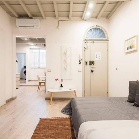 Cozy Apartment Near Ponte Vecchio Florence Exterior photo